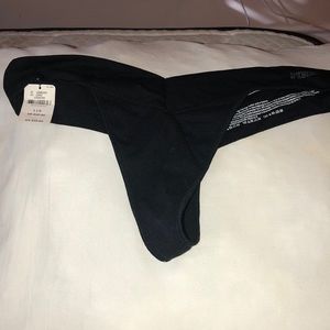 Black extra low rise thing